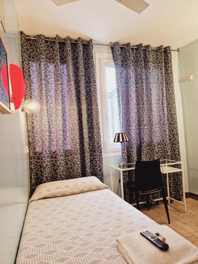 Guest house Casa De Huespedes Dolce Madrid