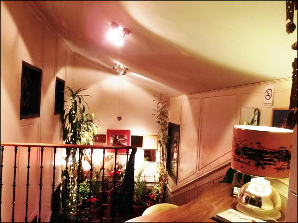 Guest house Casa De Huespedes Dolce Madrid